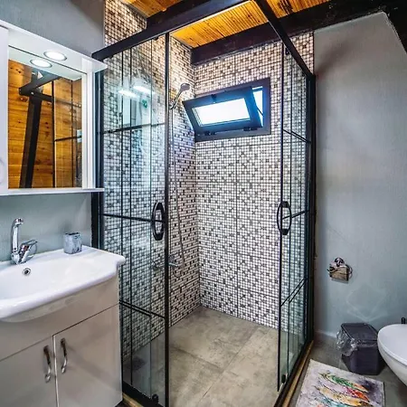 Sleeps 2, Honeymoon Concept Bungalow With Pool - Awz 248 빌라 *